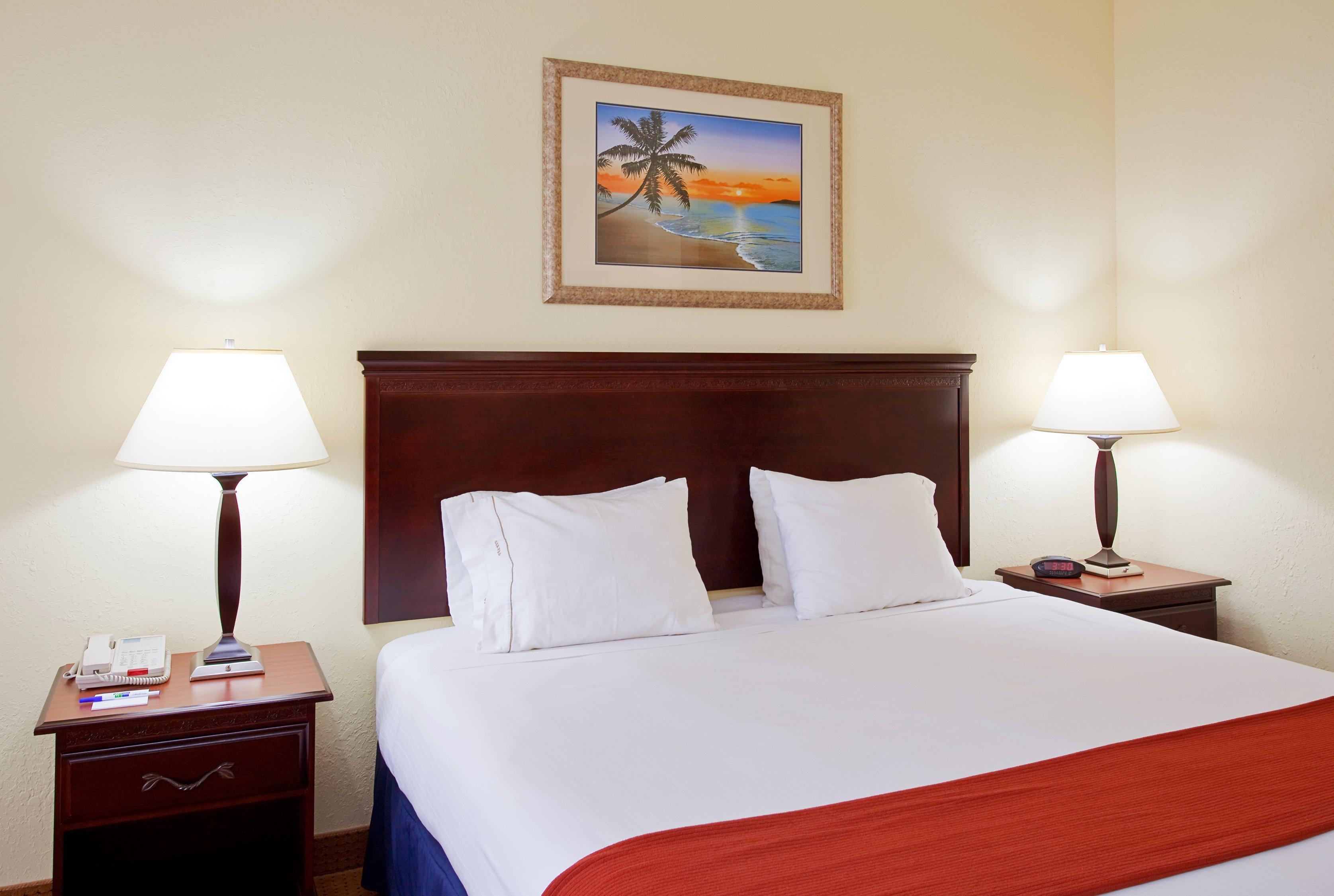 Holiday Inn Express Hotel & Suites Panama City-Tyndall Экстерьер фото